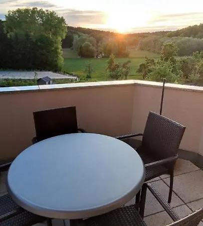 Vilelo Ferienwohnen フリードリヒスハーフェン